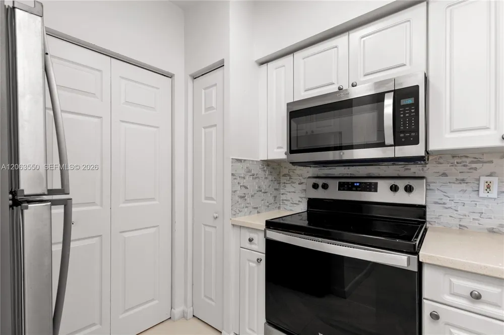 17100 Bay Rd #1712 Sunny Isles Beach, FL 33160