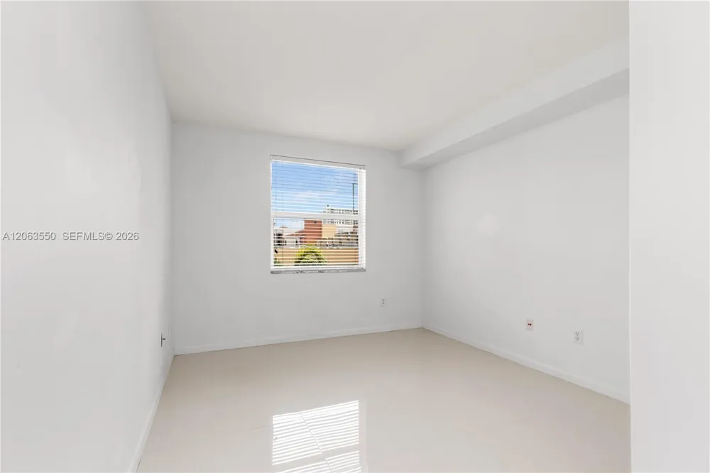 17100 Bay Rd #1712 Sunny Isles Beach, FL 33160