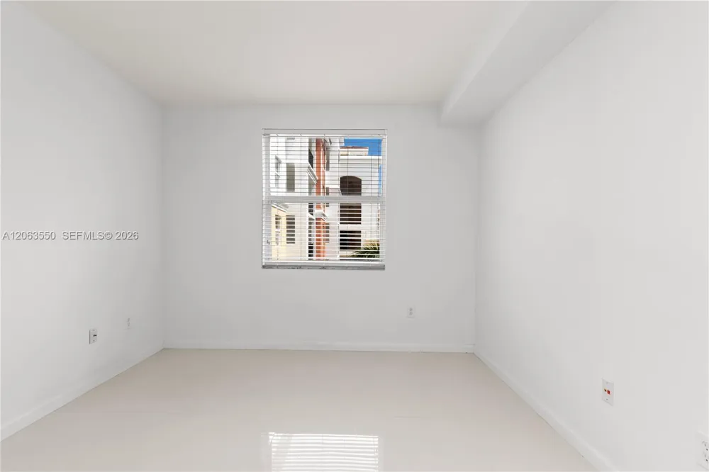 17100 Bay Rd #1712 Sunny Isles Beach, FL 33160
