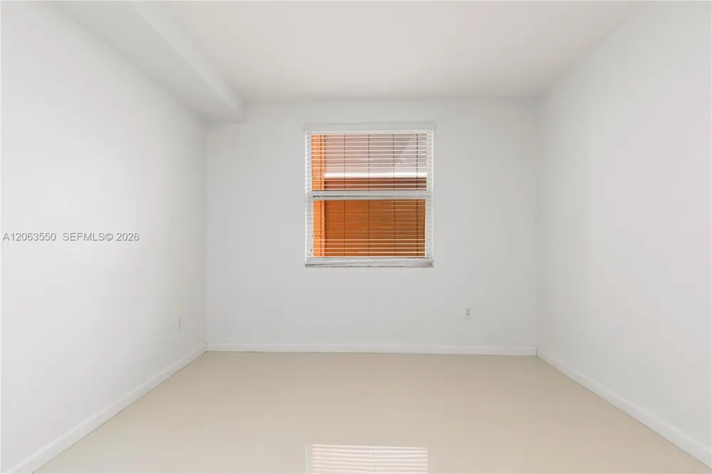17100 Bay Rd #1712 Sunny Isles Beach, FL 33160
