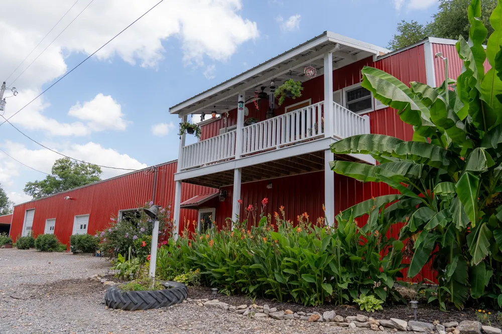 27 Bishop Hollow Ln Pleasant Shade, TN 37145
