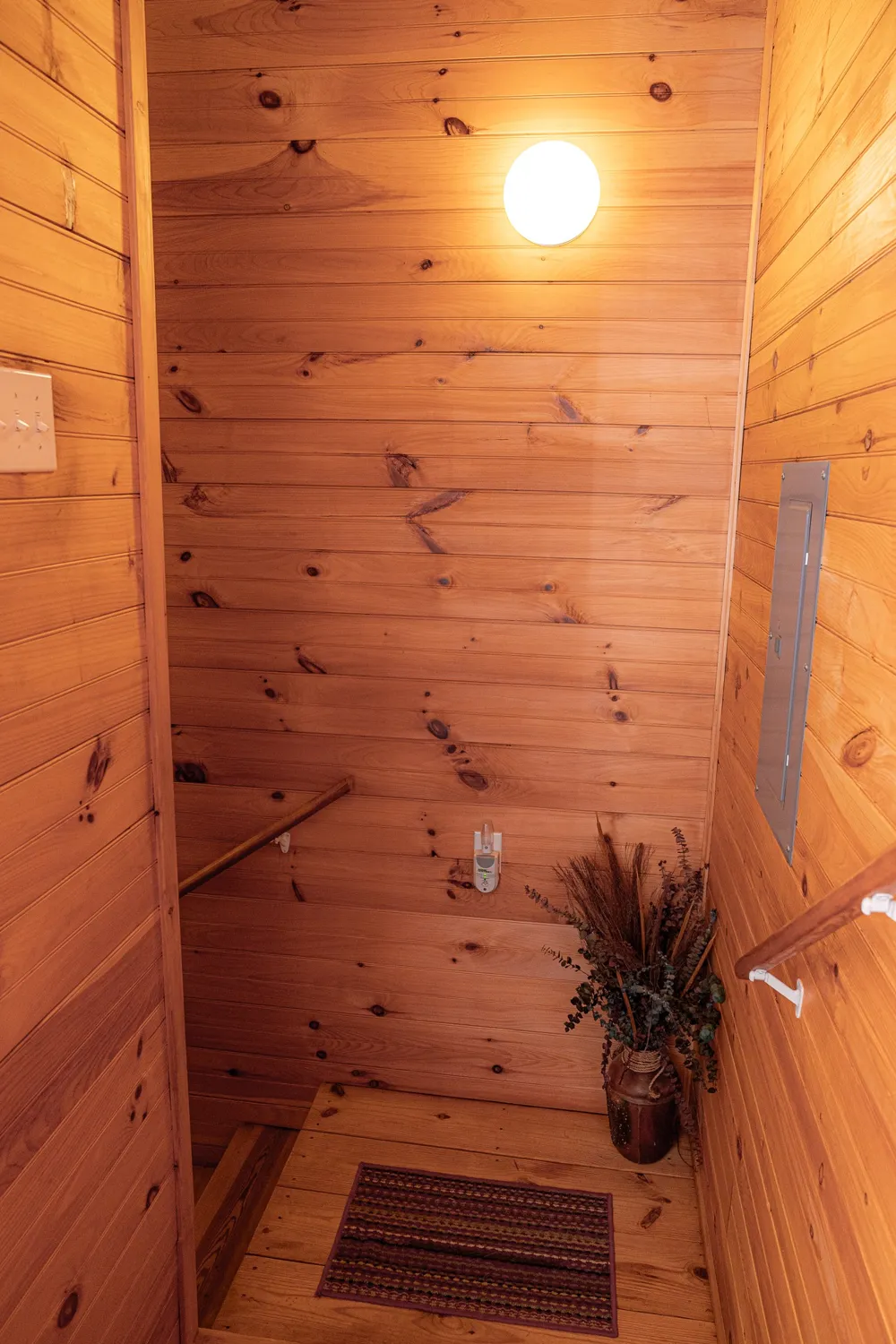 27 Bishop Hollow Ln Pleasant Shade, TN 37145