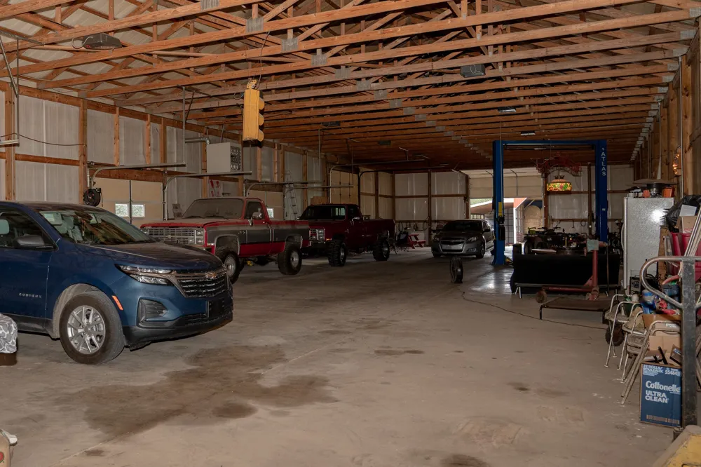 27 Bishop Hollow Ln Pleasant Shade, TN 37145