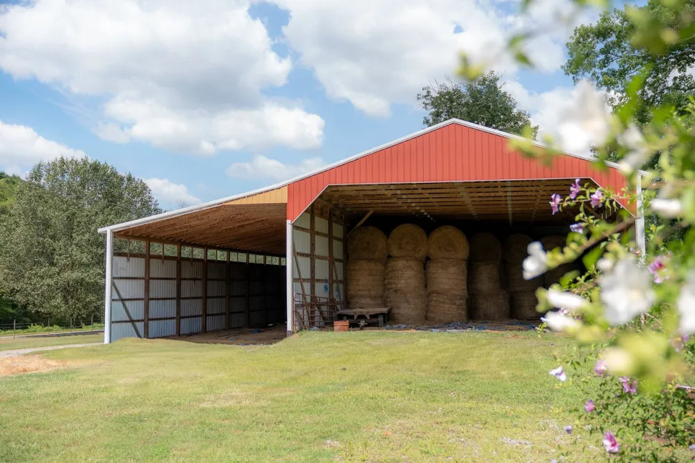 27 Bishop Hollow Ln Pleasant Shade, TN 37145