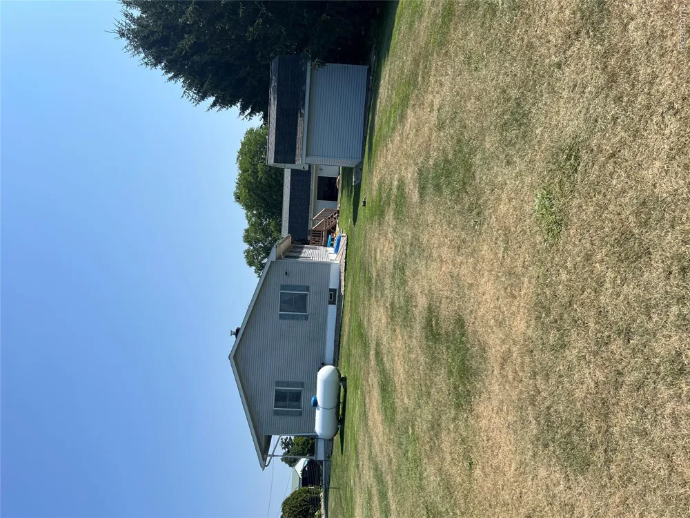 5417 North Road Clyde Township, MI 48049