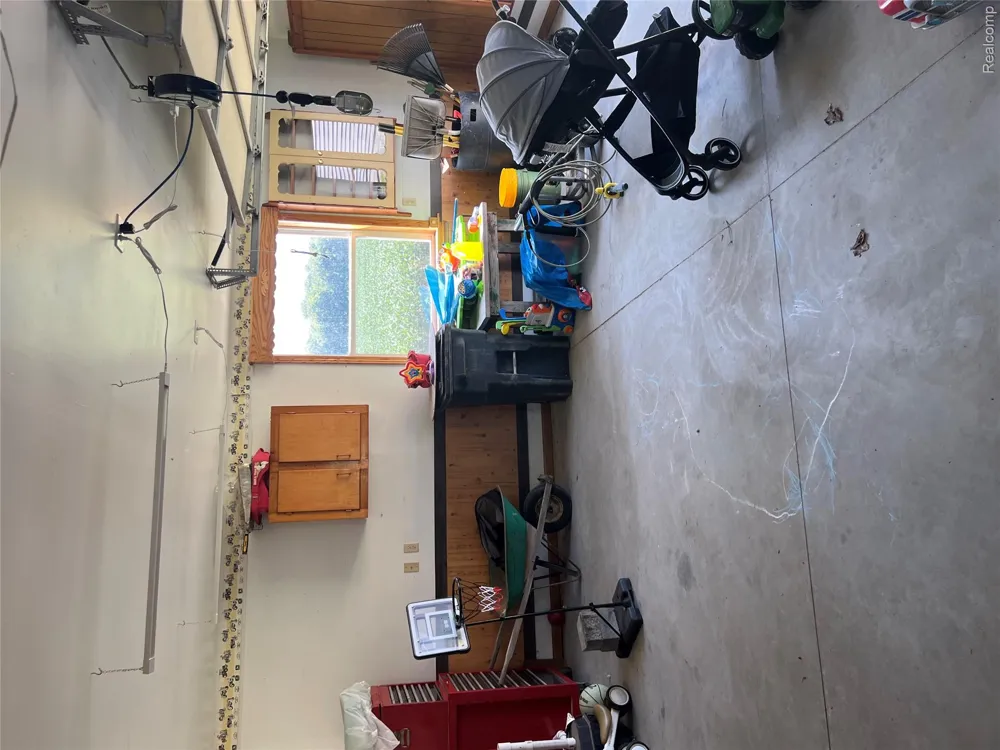5417 North Road Clyde Township, MI 48049