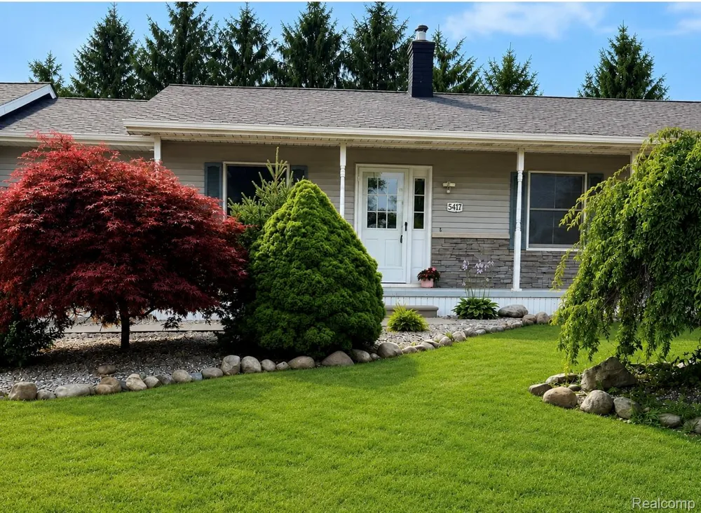 5417 North Road Clyde Township, MI 48049