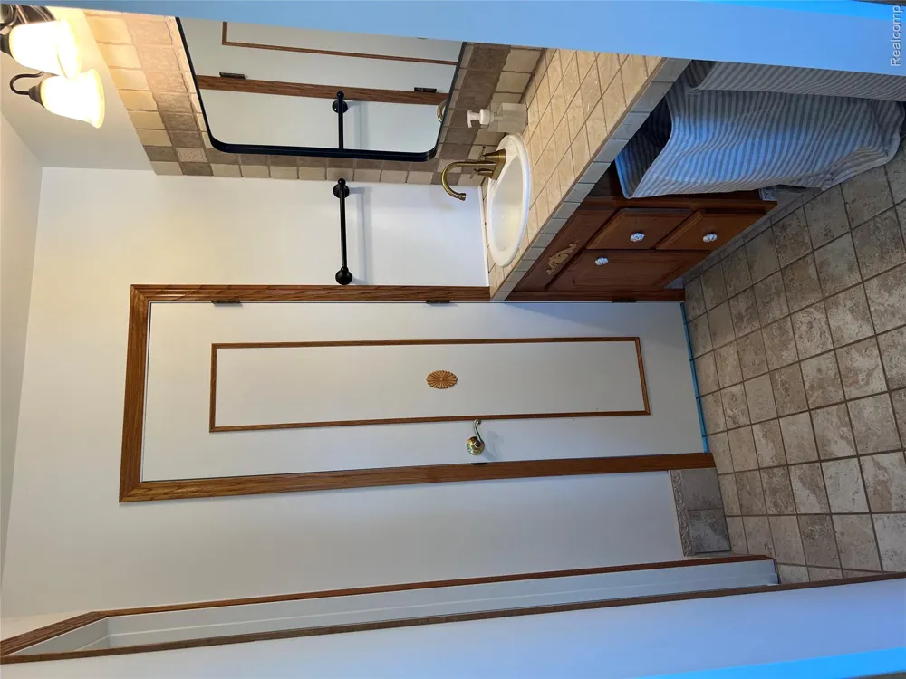 5417 North Road Clyde Township, MI 48049