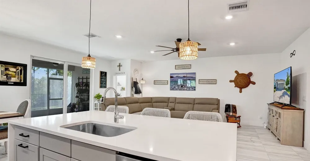 6651 SE Park Trace Drive Stuart, FL 34997