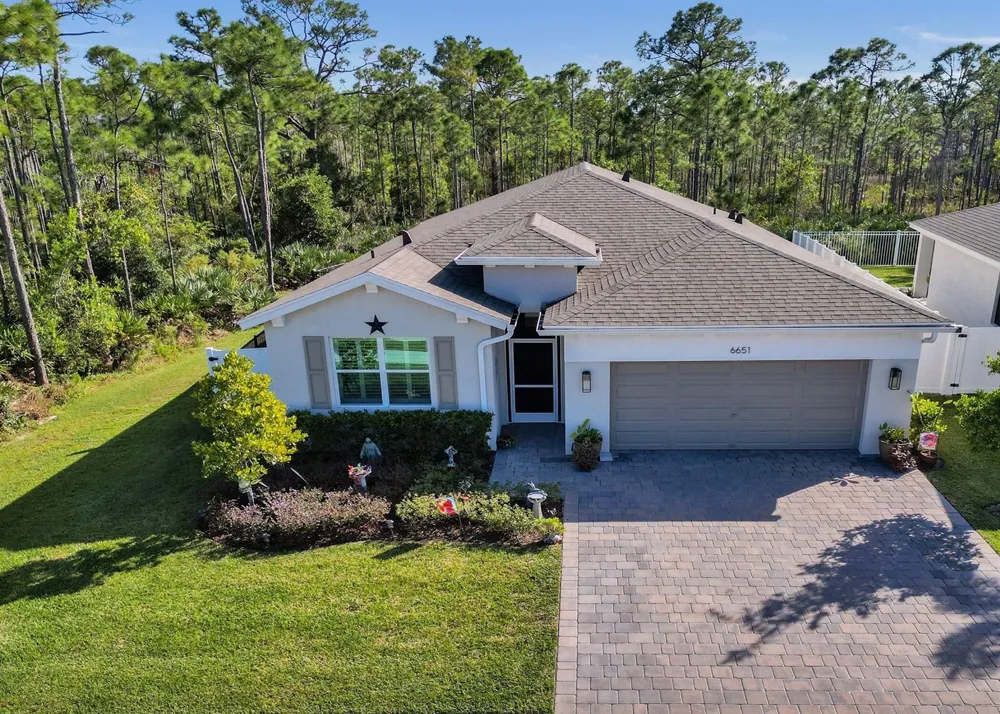 6651 SE Park Trace Drive Stuart, FL 34997