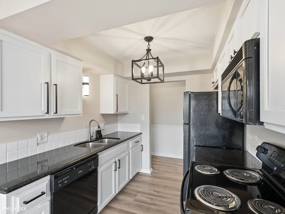 8120 24 Mile Road Shelby Charter Township, MI 48316