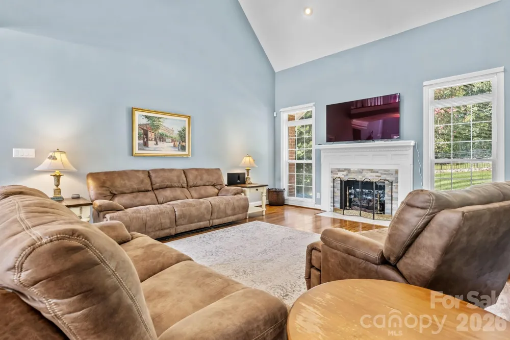 1025 Shore Drive Hickory, NC 28601