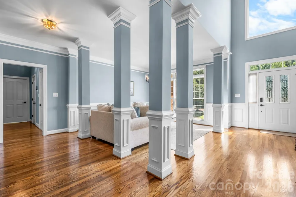 1025 Shore Drive Hickory, NC 28601