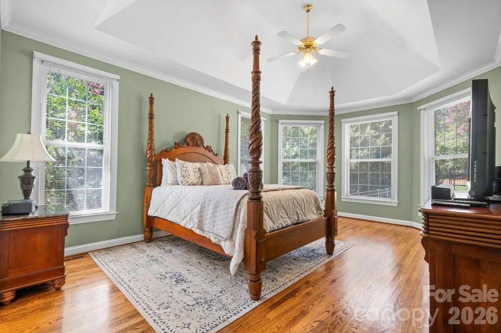 1025 Shore Drive Hickory, NC 28601