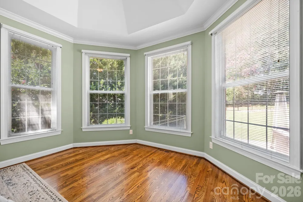 1025 Shore Drive Hickory, NC 28601