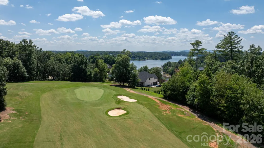 1025 Shore Drive Hickory, NC 28601