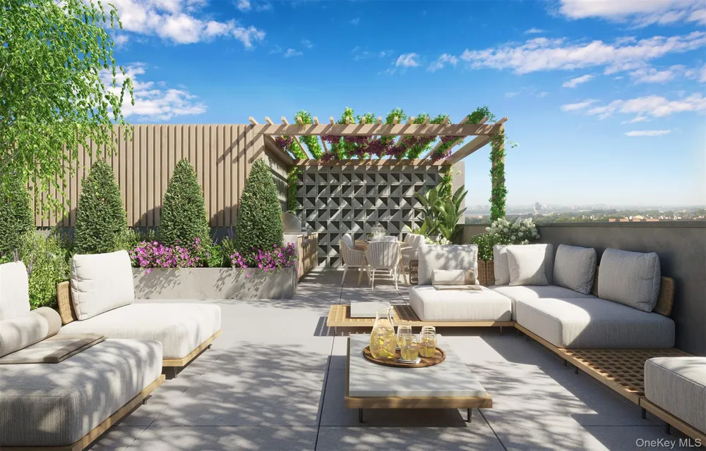 58-01 Queens Boulevard #6F Woodside, NY 11377