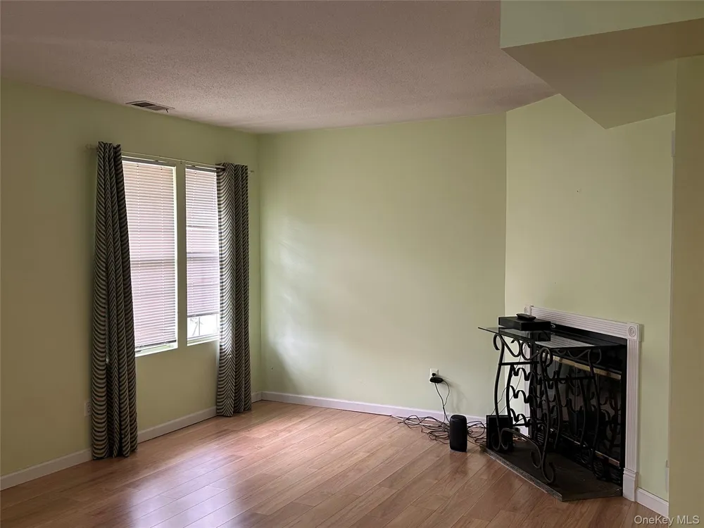 2522 Whispering Hills Chester, NY 10918