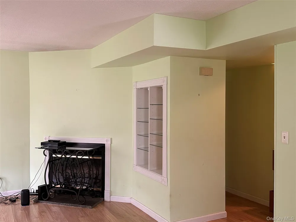 2522 Whispering Hills Chester, NY 10918