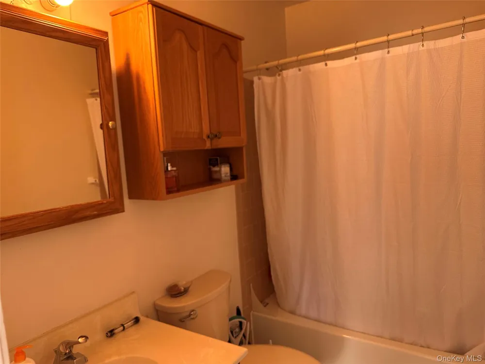 2522 Whispering Hills Chester, NY 10918