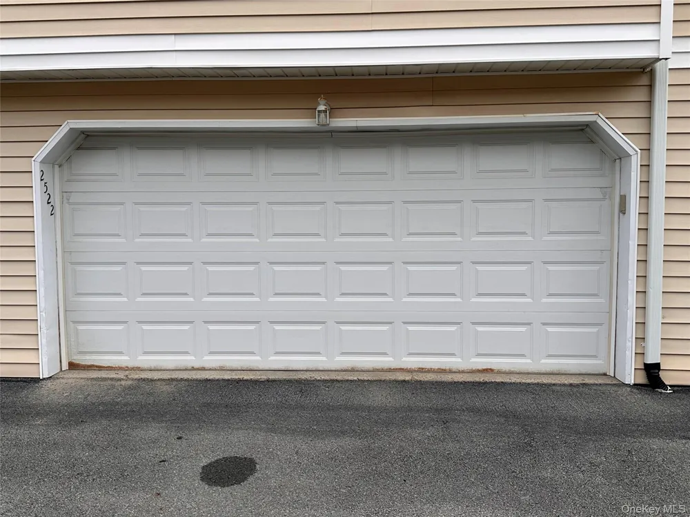 2522 Whispering Hills Chester, NY 10918