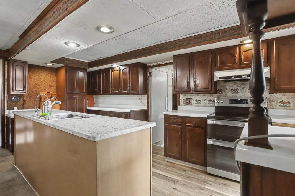 9948 W X Y AVENUE Schoolcraft, MI 49087