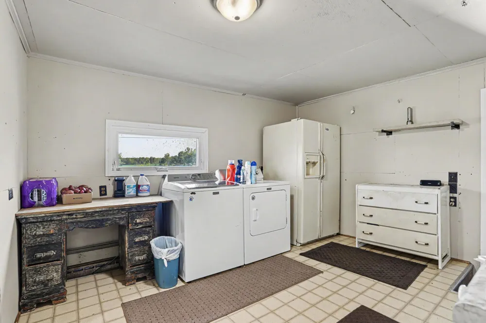 9948 W X Y AVENUE Schoolcraft, MI 49087
