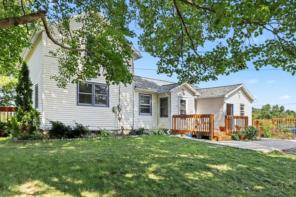 9948 W X Y AVENUE Schoolcraft, MI 49087
