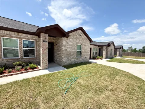 9508 Quaker Court