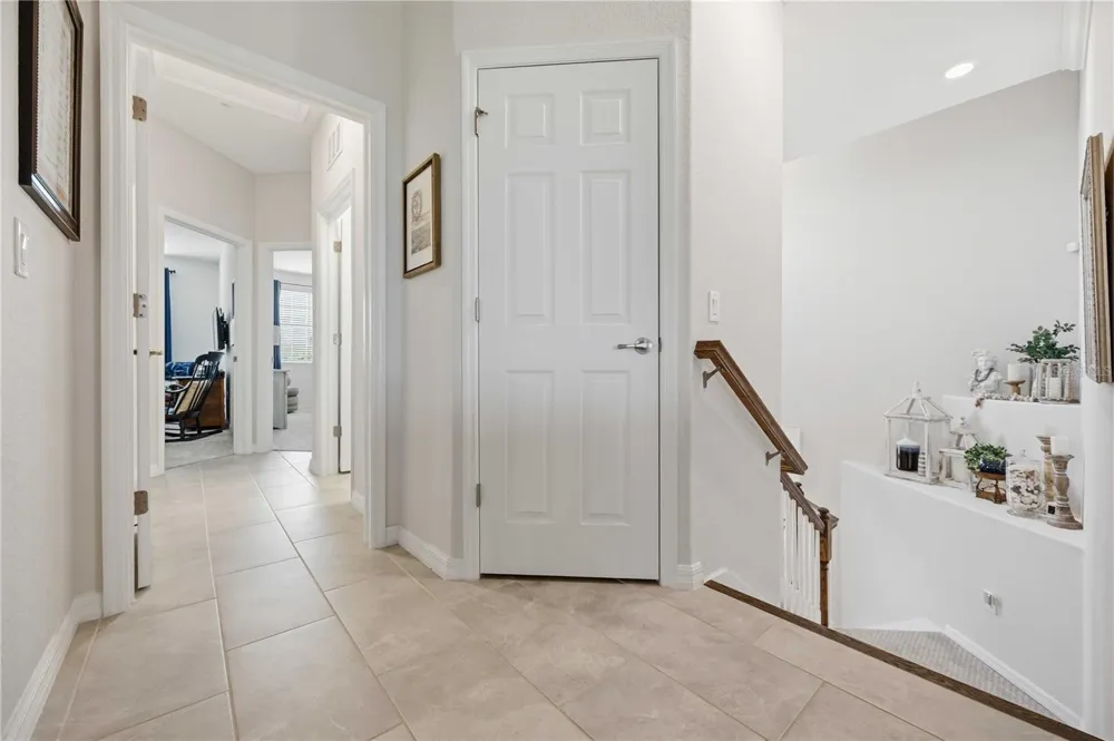 10821 TARFLOWER DRIVE #202 Venice, FL 34293