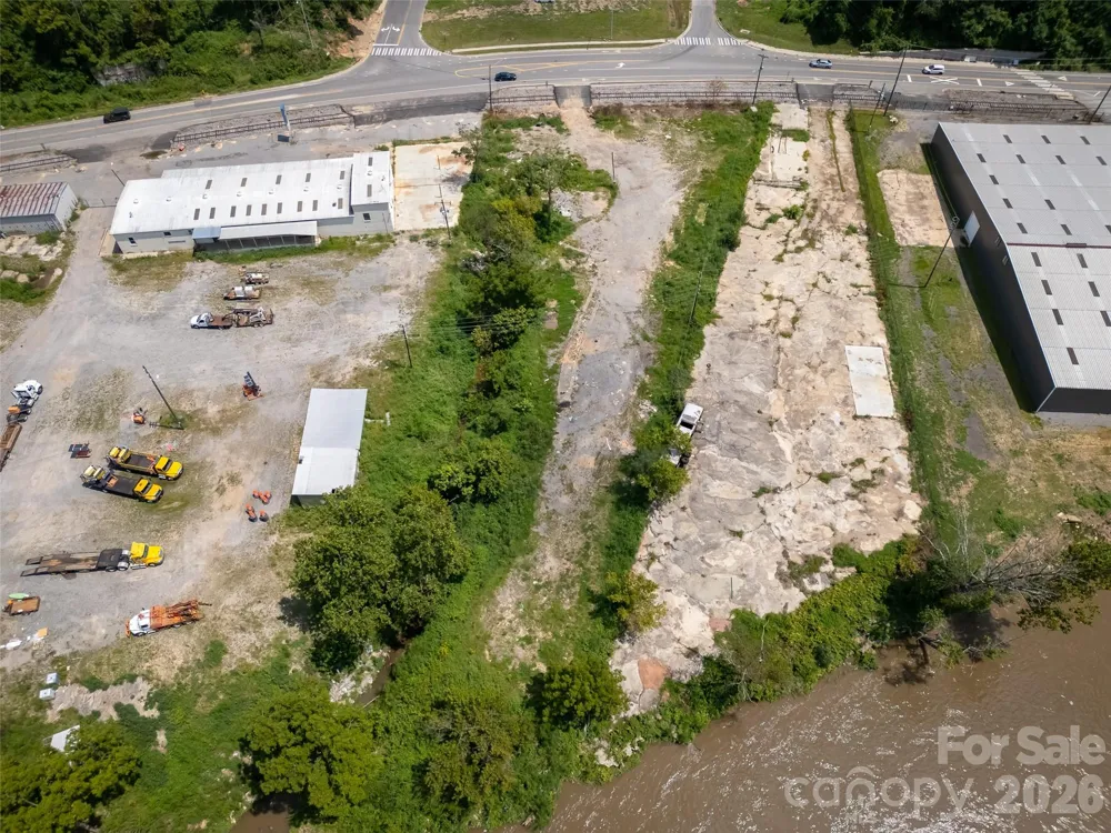 458 Riverside Drive Asheville, NC 28801