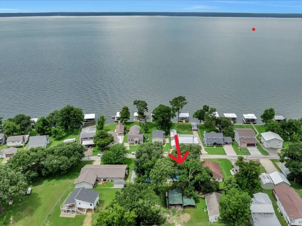 683 Water View Drive Livingston, TX 77351