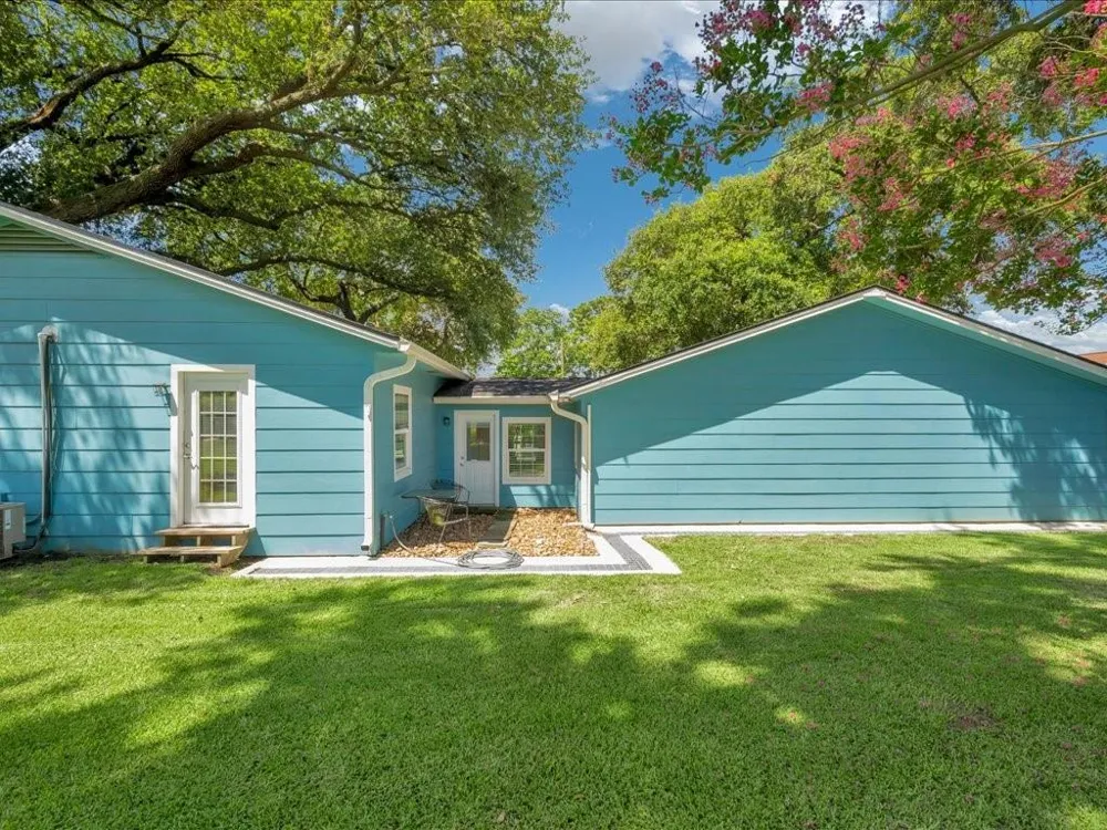 683 Water View Drive Livingston, TX 77351