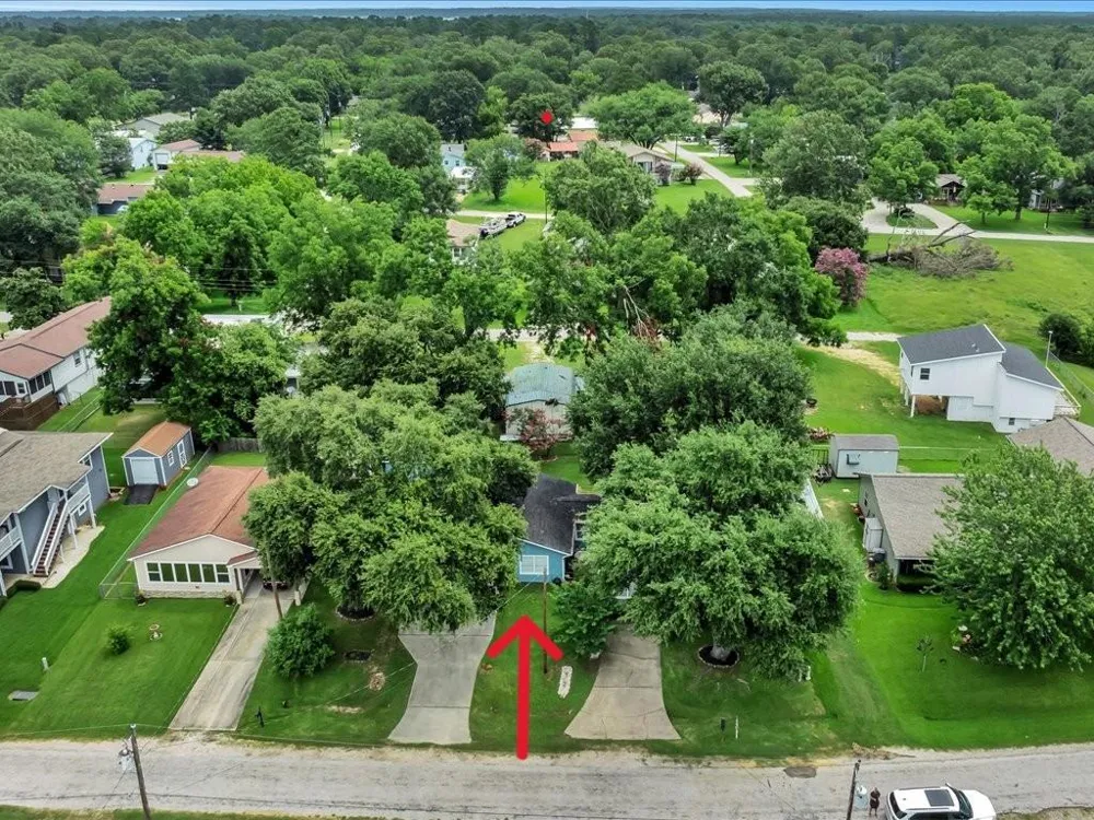 683 Water View Drive Livingston, TX 77351