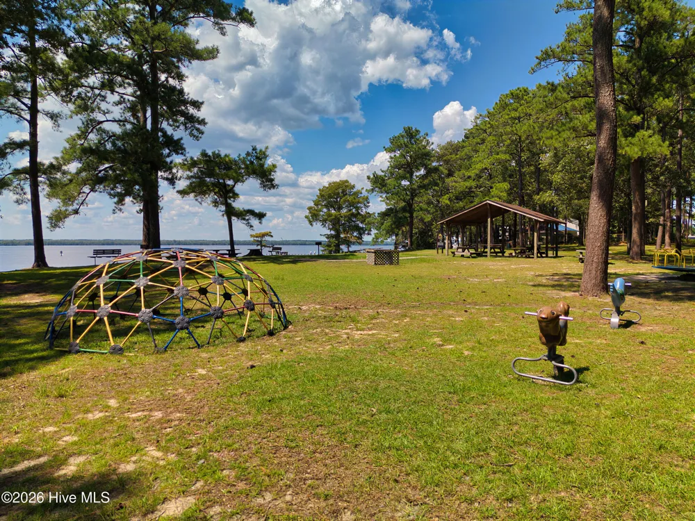 1202 Arrowhead Trail Edenton, NC 27932