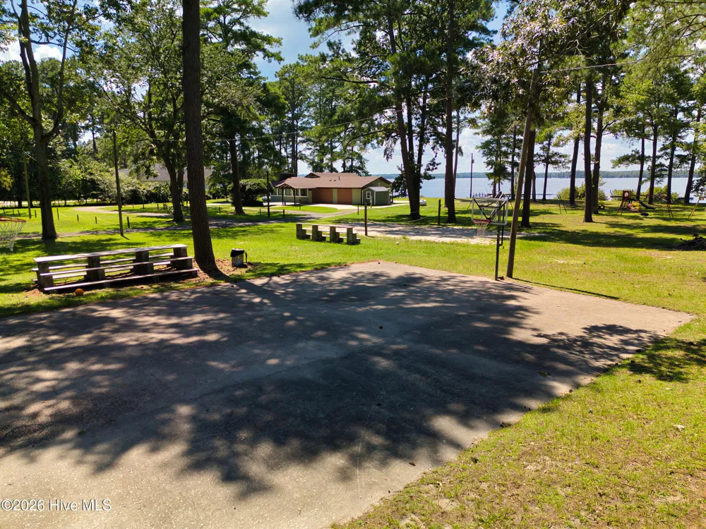 1202 Arrowhead Trail Edenton, NC 27932