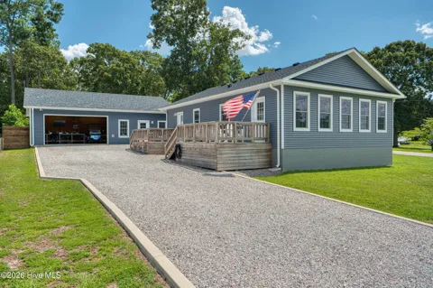 1202 Arrowhead Trail