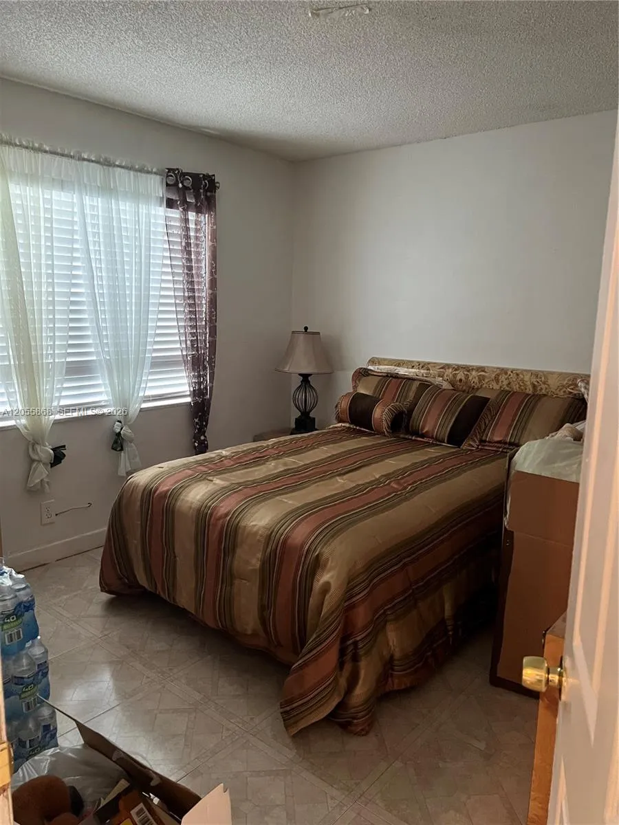5950 NW 29th Pl #109 Sunrise, FL 33313
