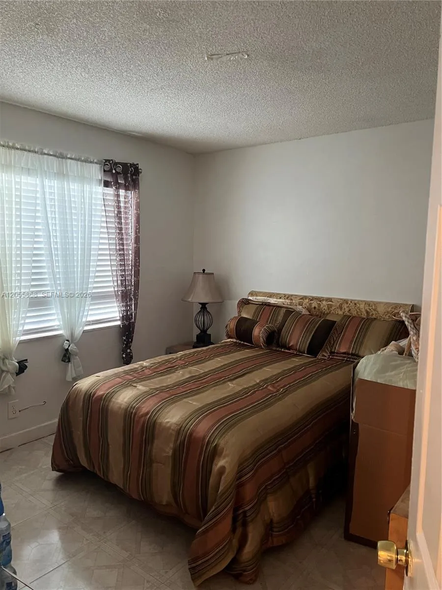 5950 NW 29th Pl #109 Sunrise, FL 33313