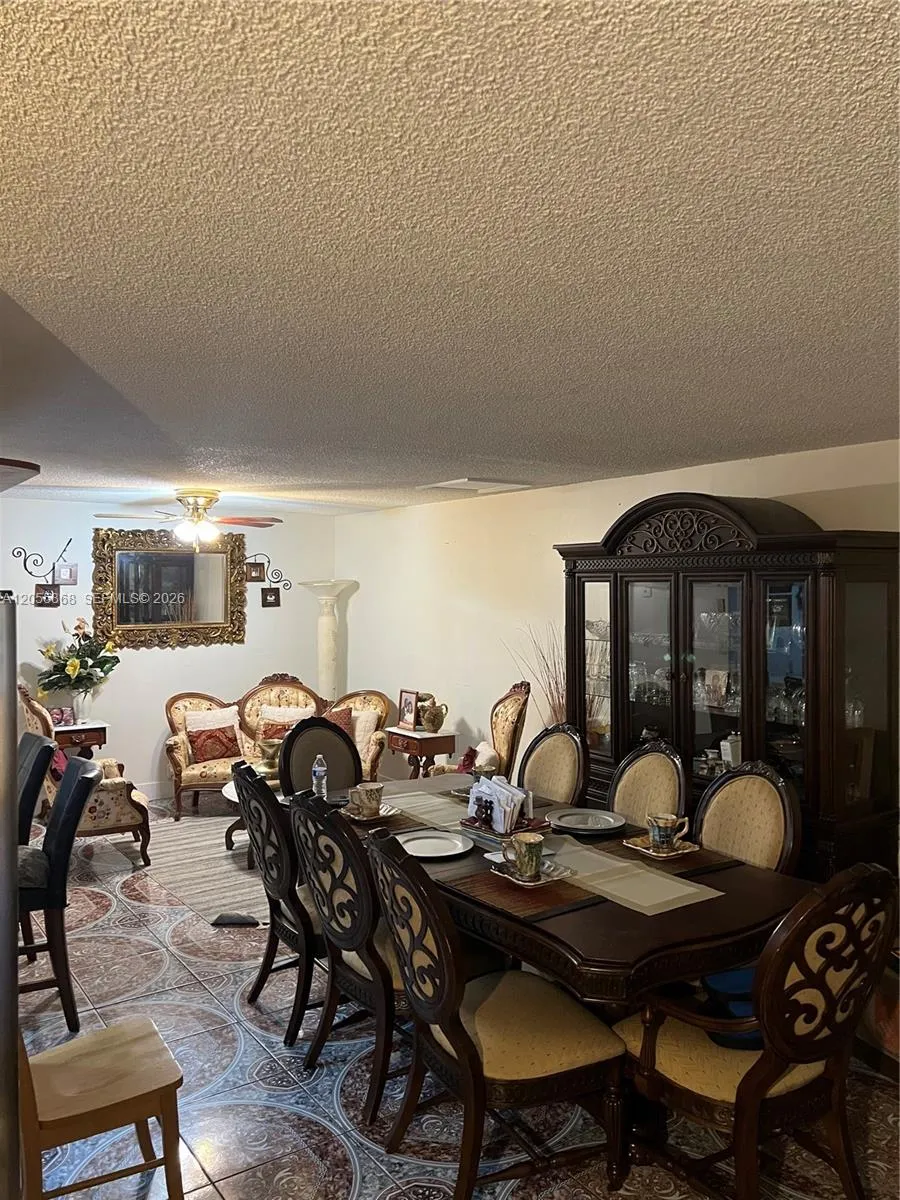 5950 NW 29th Pl #109 Sunrise, FL 33313