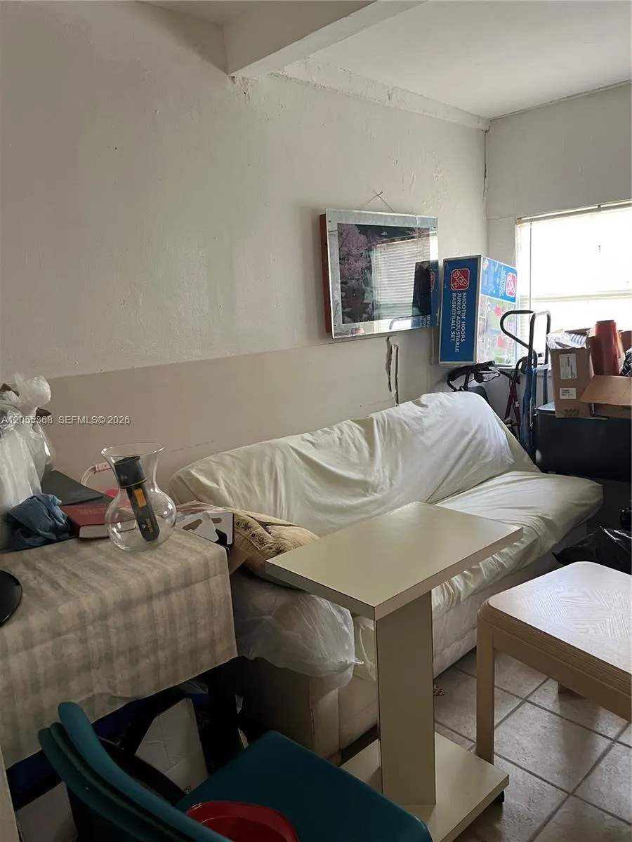 5950 NW 29th Pl #109 Sunrise, FL 33313
