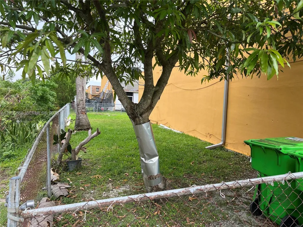 5950 NW 29th Pl #109 Sunrise, FL 33313