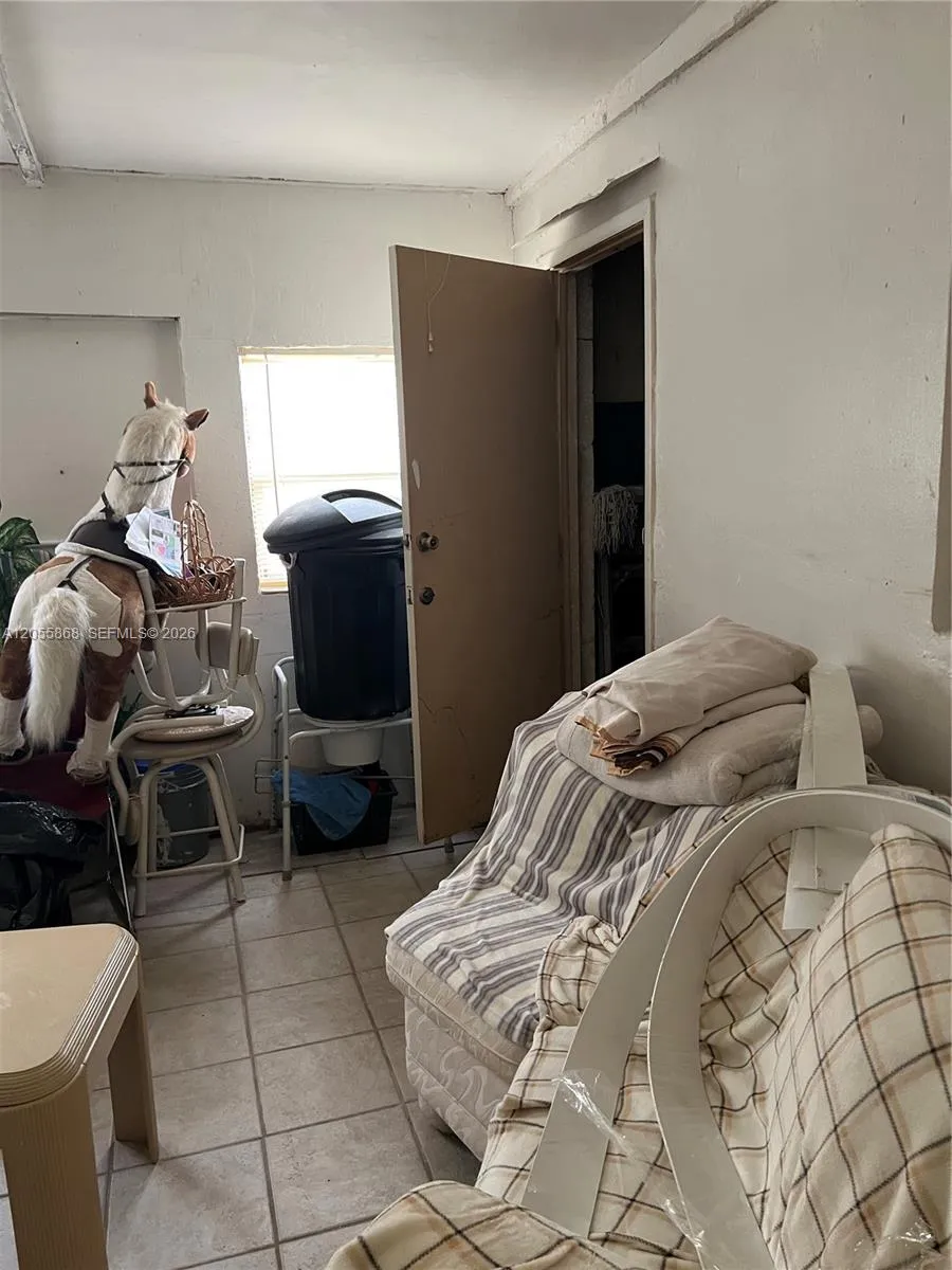 5950 NW 29th Pl #109 Sunrise, FL 33313