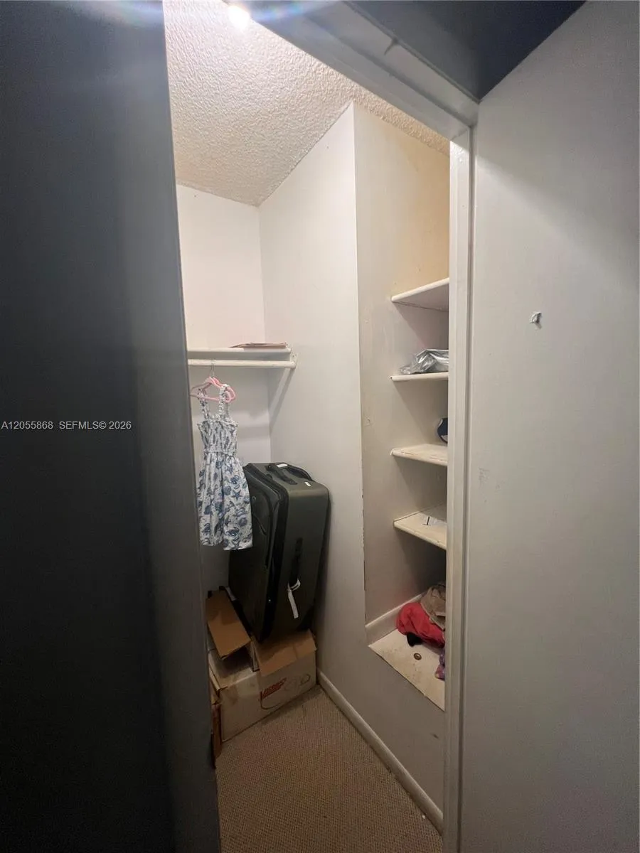 5950 NW 29th Pl #109 Sunrise, FL 33313