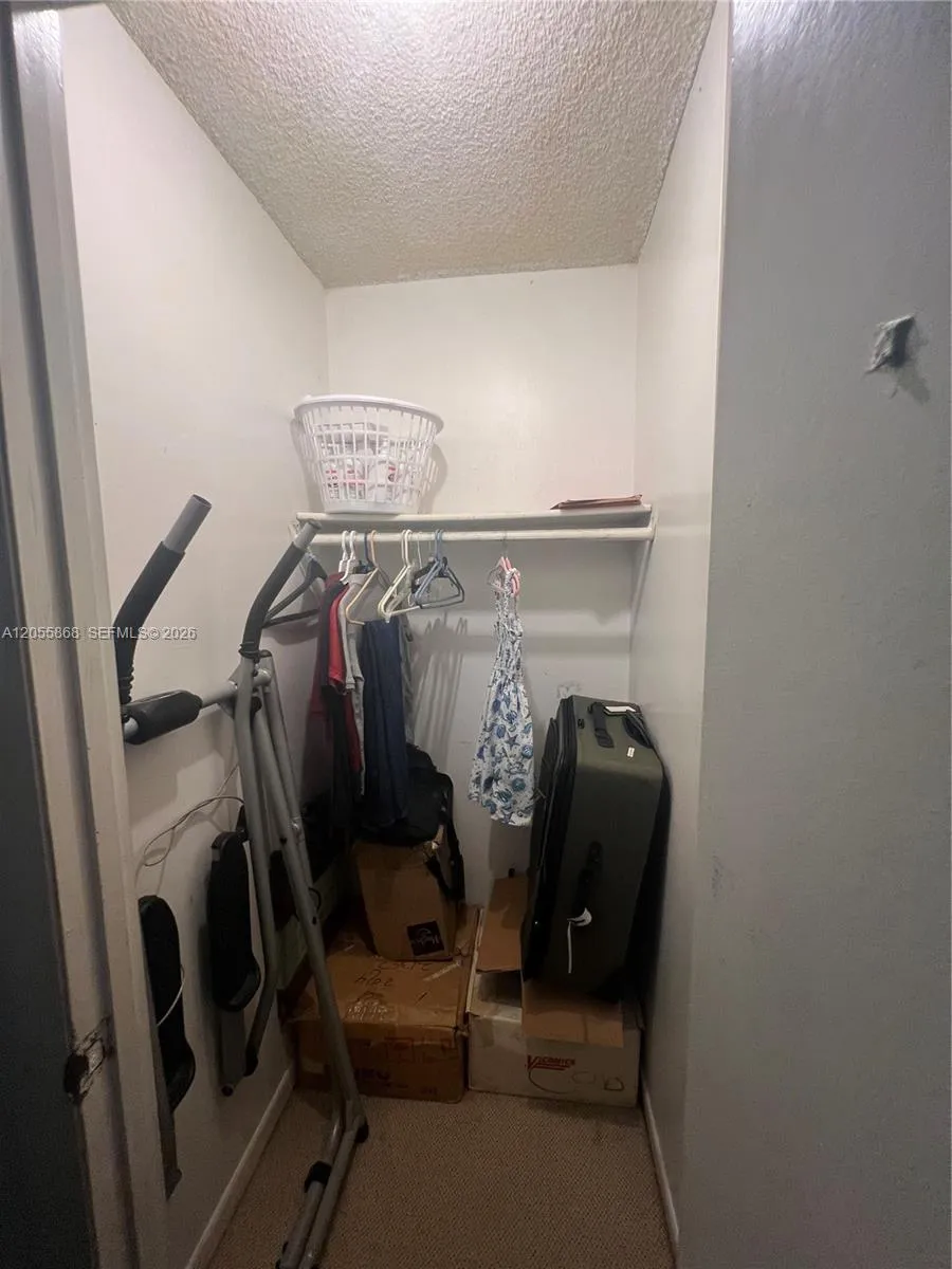 5950 NW 29th Pl #109 Sunrise, FL 33313
