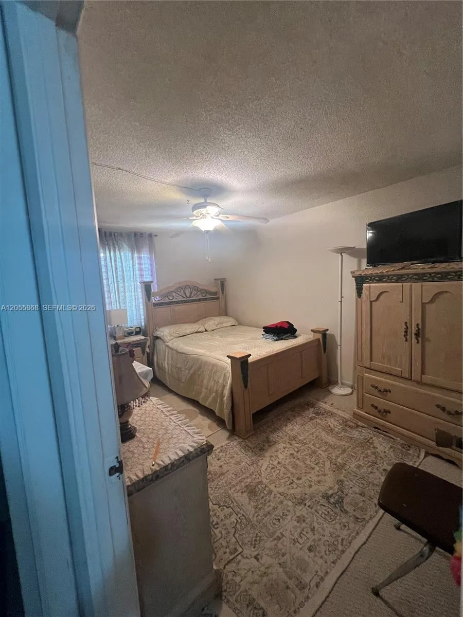 5950 NW 29th Pl #109 Sunrise, FL 33313