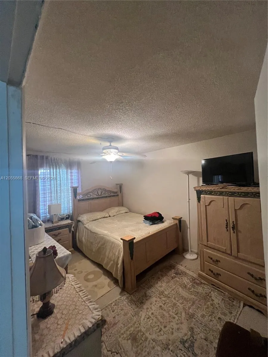 5950 NW 29th Pl #109 Sunrise, FL 33313