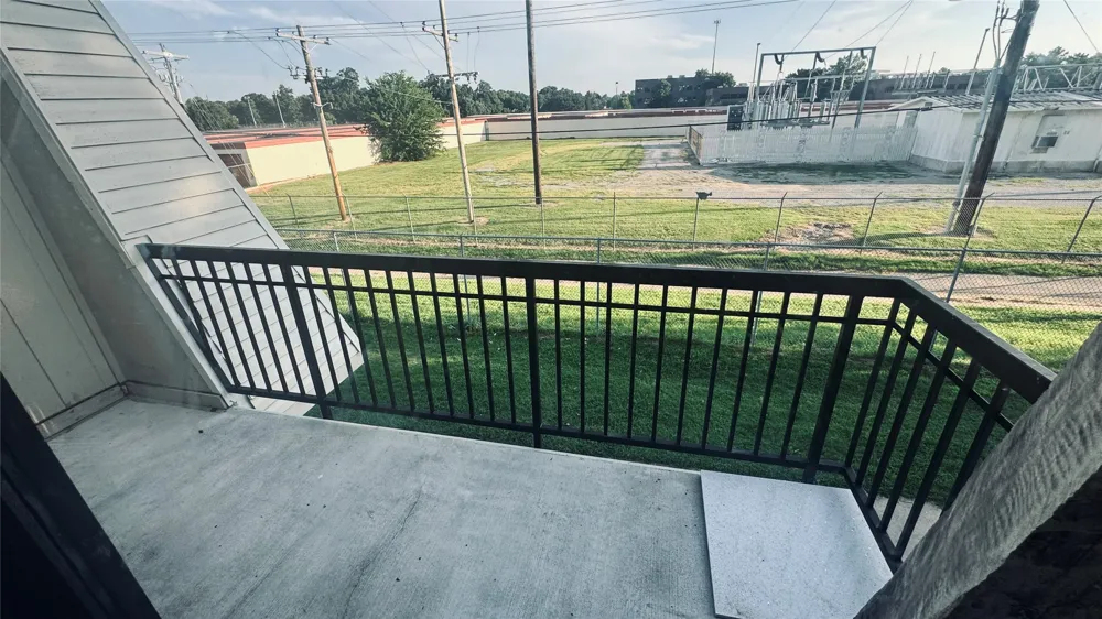 2207 E 66th Place #602 Tulsa, OK 74136
