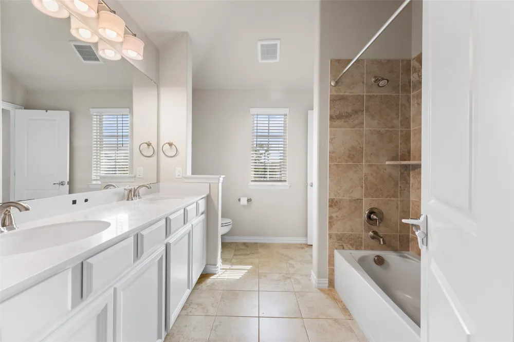 5628 Niagara The Colony, TX 75056