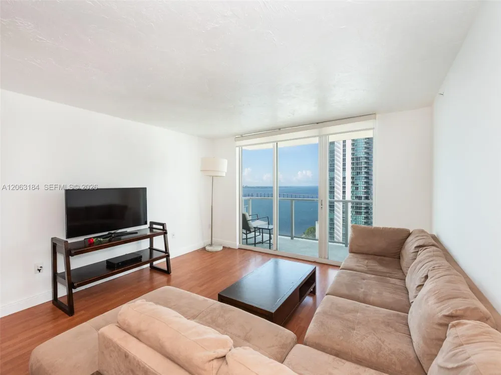 1155 Brickell Bay Dr #3403 Miami, FL 33131